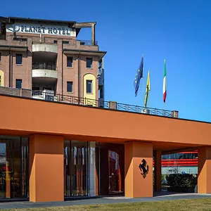 Hotel Planet, Maranello